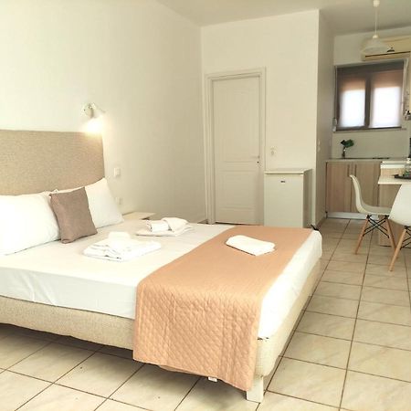 # 6 Giorgos&Chara apartments Nea Kydonia Exterior foto